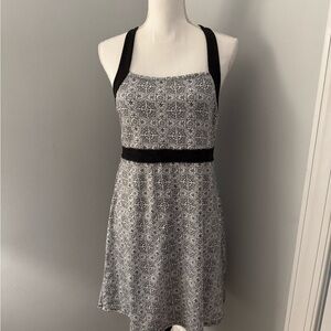 Soybu Dress, built in Shelf bra!  Easy to wear. Size L